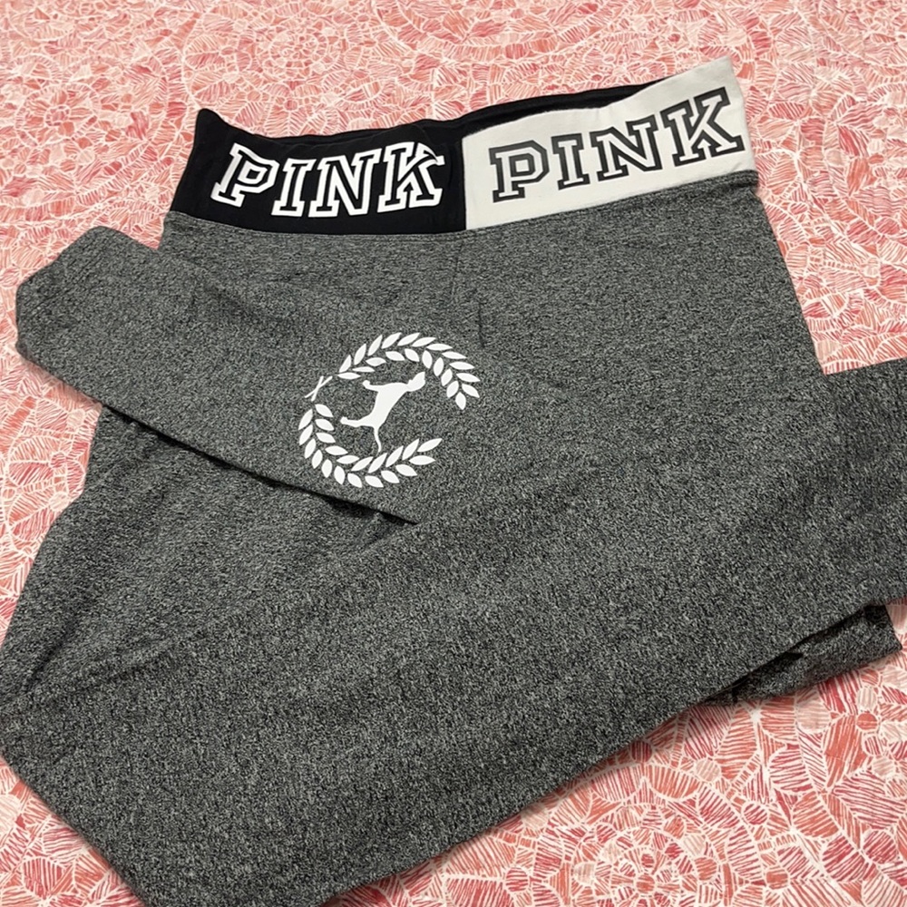 Victoria’s Secret yoga leggings